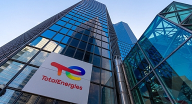 TotalEnergies'in Güney Afrika kıyıları açıklarında petrol ve doğal gaz arama ruhsatı iptal edildi.