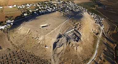 Kilis'teki Oylum Höyük kazılarında yeni Hitit belgeleri ortaya çıkarıldı