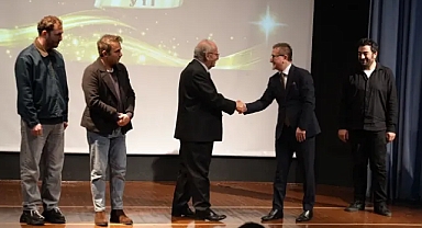 Tekirdağ Şehir Tiyatrosu’na Direklerarası’ndan çifte ödül