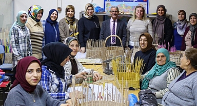 Sıfır Atık Projesi kapsamında Iğdır'da atık kağıtlar kadınlara gelir kapısı oldu