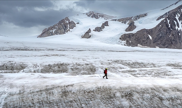 Türk bilim insanlarından Antarktika'da iklim değişikliğine farkındalık vurgusu