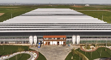 Avrupa'nın en büyük robotlu ve otonom çiftliği hayvancılığı yerli teknolojiyle birleştiriyor