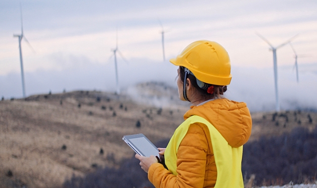 Küresel rüzgâr enerjisi iş gücünde büyüme hızlandı: Eğitim ve sertifikasyon ihtiyacı artıyor