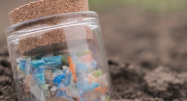 Tek Kullanımlık Plastikler, Deniz Çöpleri ve Mikroplastikler İçin Yol Haritası Hazırlandı.