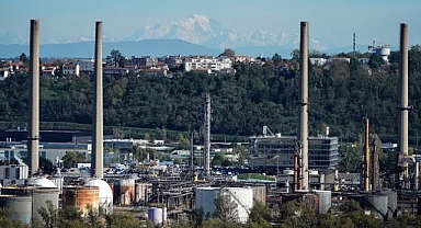 Fransa'nın 240 milyon euroluk planı: Şarj istasyonları ve ısı pompası desteğiyle fosilden çıkış