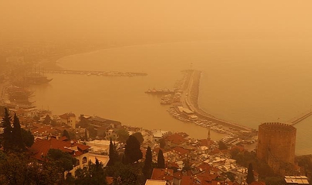 İklim kriziyle şiddetlenen toz fırtınaları küresel tehdit haline geliyor
