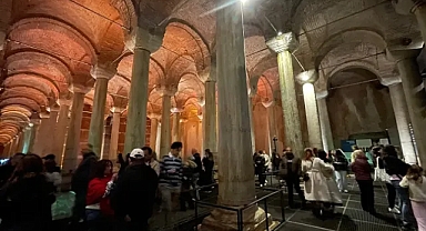 Yerebatan Sarnıcı’na giriş 1 TL oldu, ziyaretçi akını yaşandı