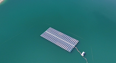 Yüzer güneş enerji santralleri doğal yaşama çatı oluyor