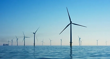 Rapor: Yenilenebilir enerji fiyatları fosil yakıtlarla yarışıyor