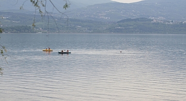 Sapanca Gölü'nün seviyesi yağışların etkisiyle kritik eşikten kurtuldu