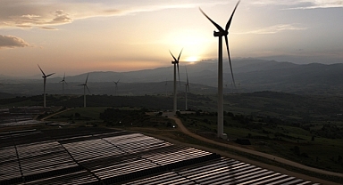 Avrupa'da 100 milyar avroluk yenilenebilir enerji yatırımı şebekeye bağlanmak için kuyrukta