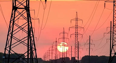 Avrupa’daki sıcak hava dalgası elektrik kesintilerine yol açabilir: En riskli ülkeler hangileri?