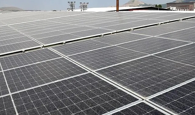Bitlis'te tekstil fabrikaları enerjisini güneşten karşılıyor